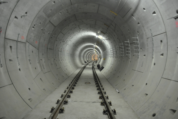 Budapest, M4 metró, alagút, bélyegkép