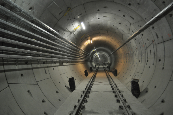 Budapest, M4 metró, alagút, bélyegkép