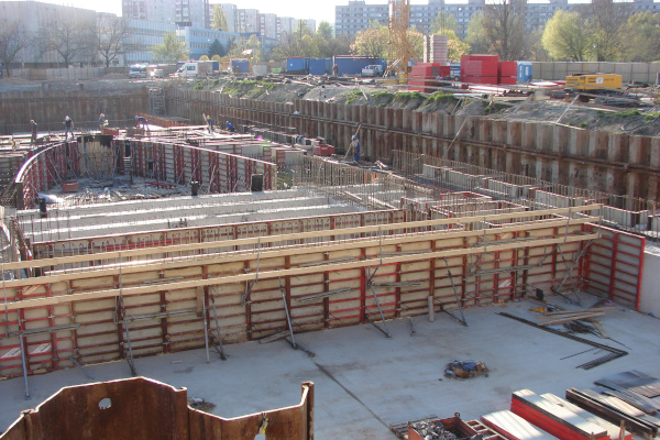 Budapest, M4 metró, Bikás park, bélyegkép