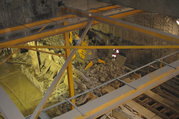 Budapest, M4 metró, Újbuda-központ, bélyegkép