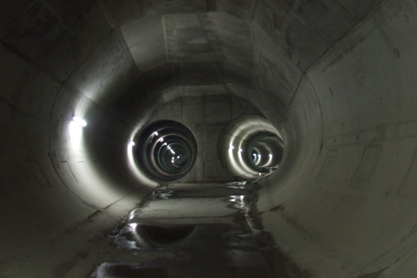 Budapest, M4 metró, Szent Gellért tér, kihúzó, bélyegkép