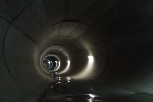 Budapest, M4 metró, Szent Gellért tér, kihúzó, bélyegkép