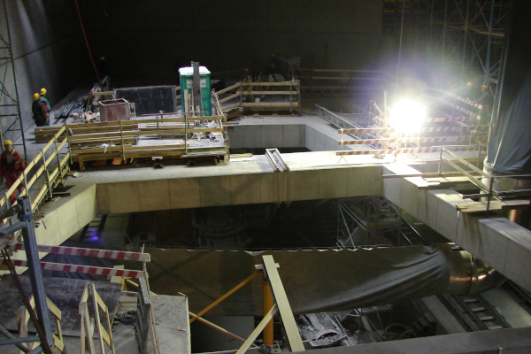 Budapest, M4 metró, Fővám tér, bélyegkép