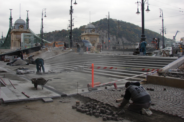 Budapest, M4 metró, Fővám tér, bélyegkép
