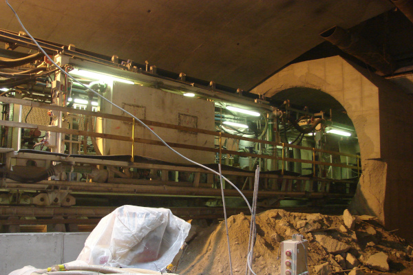 Budapest, M4 metró, Kálvin tér, bélyegkép