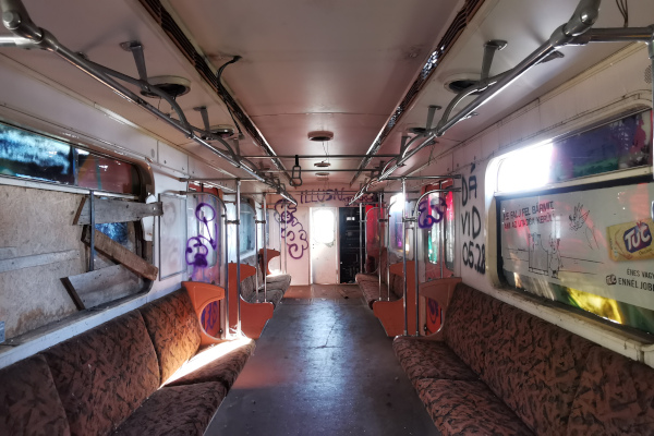 Csákberény, Metrowagonmash EvA jármű, bélyegkép